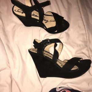 3 Woman High heels 7 and 71/2